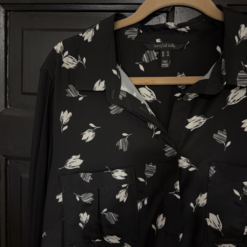 Long Tall Sally Top Size 16 Black / White Rose Floral Button-Up Sheer Classy